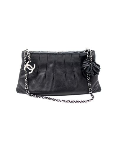 pochette chanel nera costo|moda Chanel borse.